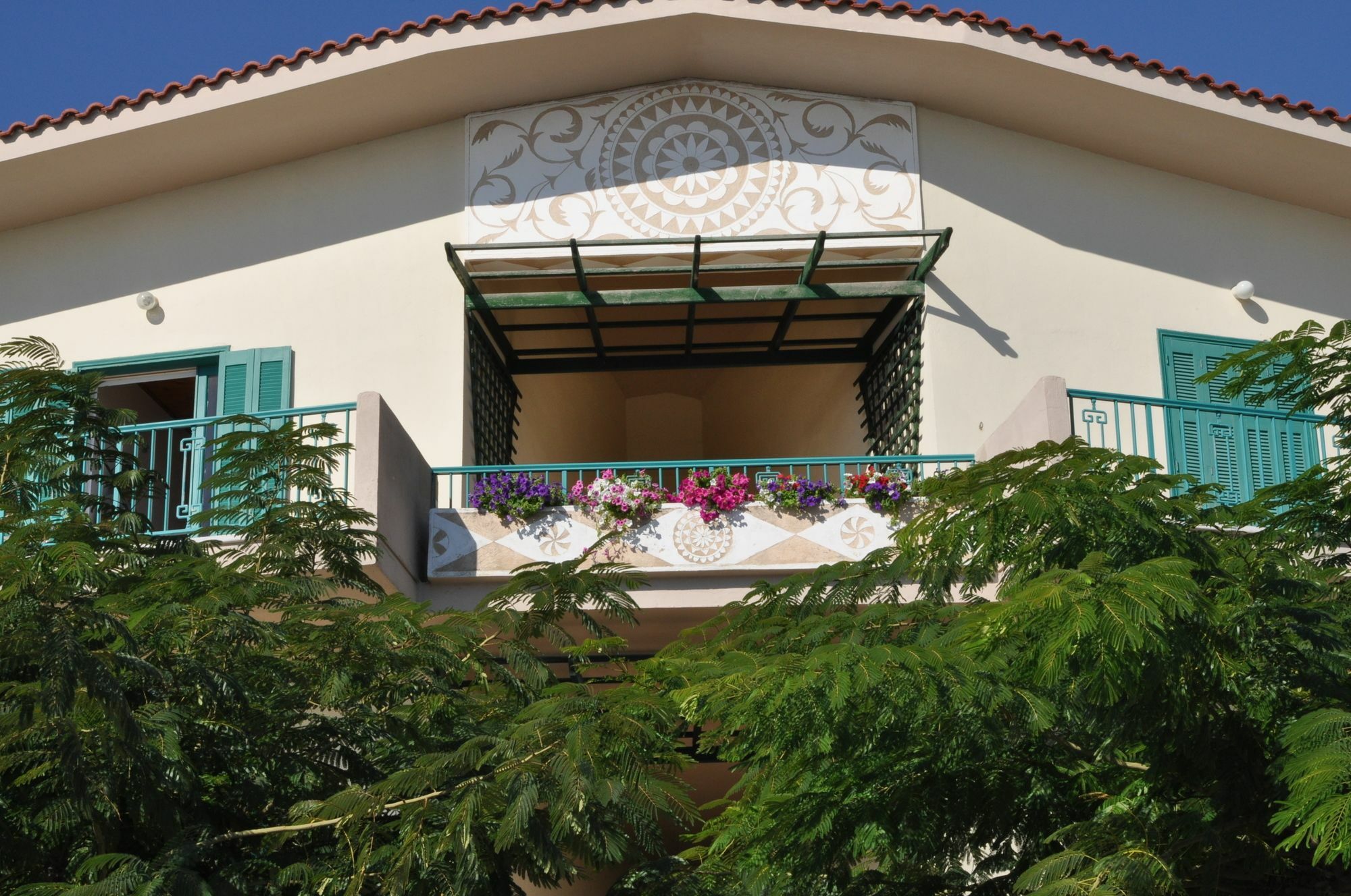Kyveli Hotel Apartments Vrontados ภายนอก รูปภาพ